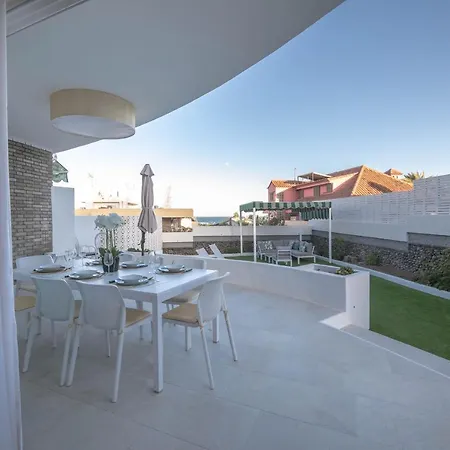 Amplia Y Comoda Con Terraza Y Vistas Al Mar Apartment San Bartolome de Tirajana (Gran Canaria)